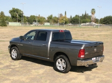 Tonneau Cover LEER 700 Dodge Ram 1500 Crew Cab ab 2009 (grau Met.)